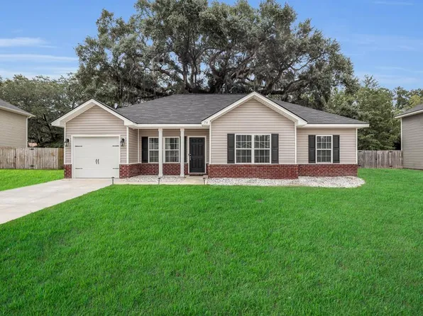 70 Maggie Ln, Allenhurst, GA 31301