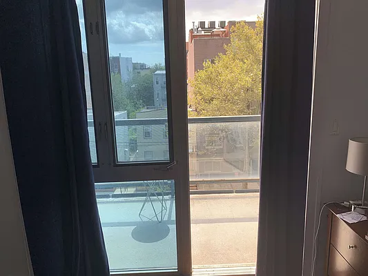 Rented by Flatiron Real Estate Advisors LLC | media 12