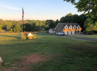 1695 Francis Sigman Cir, Conover, NC 28613