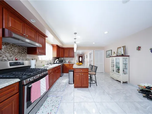 49 Lewiston Street image 20 of 45