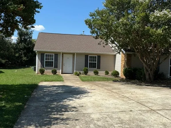 122 Springwood Ln, Mooresville, NC 28117