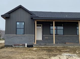 1673 Belclare Rd #1673, Normal, IL 61761