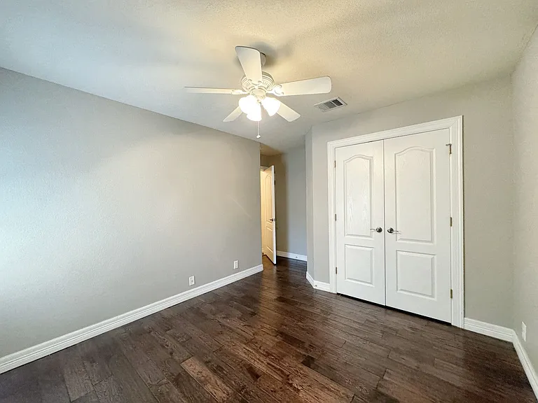 2103 Preakness Ln — Photo 17