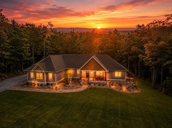 685 Rockwood Trl, Blairsville, GA 30512