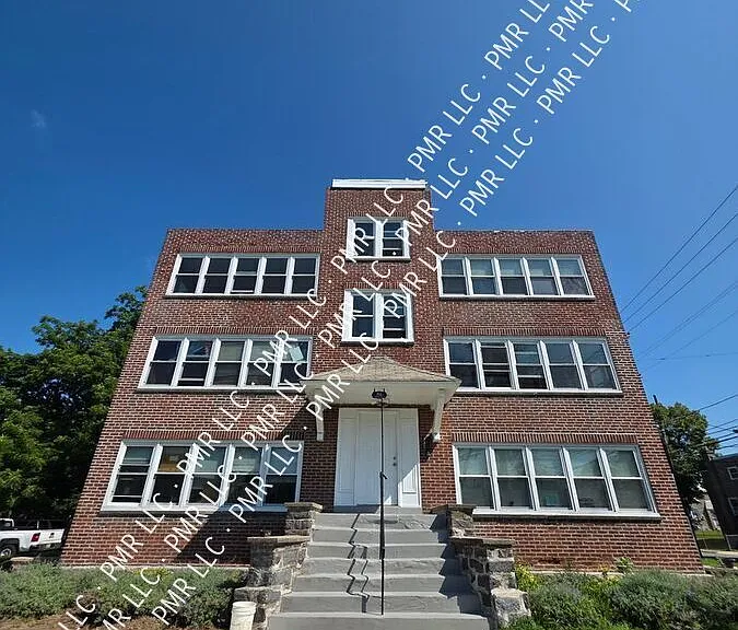 51 Nyack Ave #6 — Photo 2