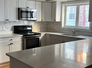 138R Spring St #138R, Saratoga Springs, NY 12866