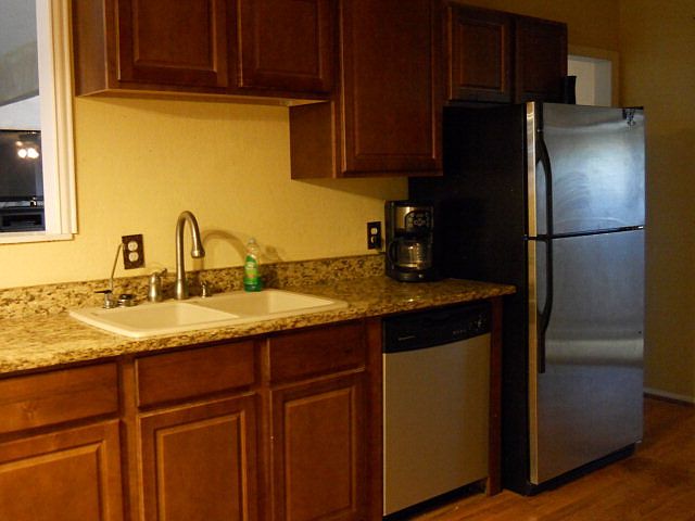 1st image of 1321 E 51st St