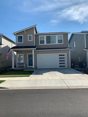 8422 63rd Pl NE Photo 1 8422 63rd Pl NE Photo 1