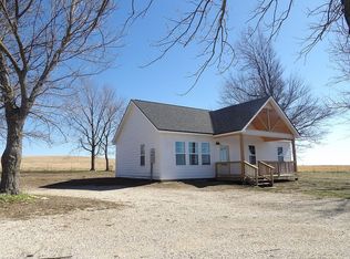 413 Louisiana Rd, Richmond, KS 66080
