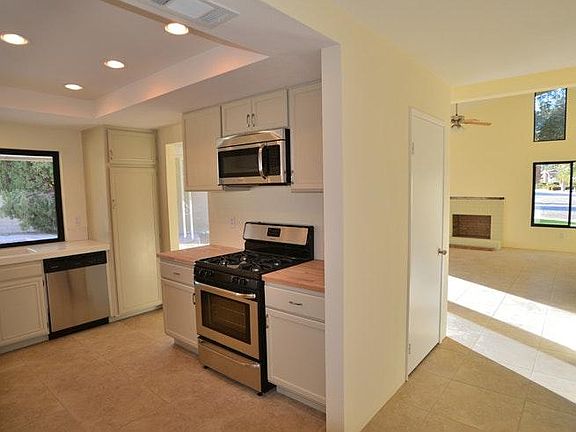 4th image of 3501 E San Martin Cir
