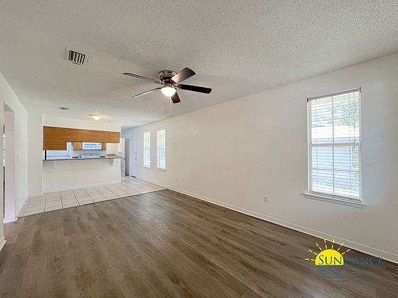 3rd image of 116 Brentwood Ln #A