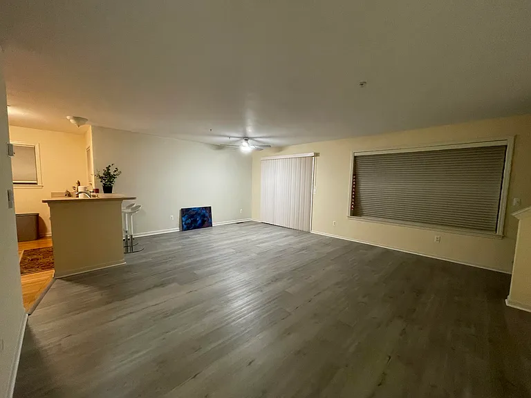 2806 Barclay Way — Photo 2