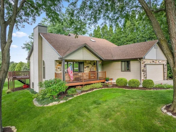 1646 Larchmont Rd, Davis, IL 61019