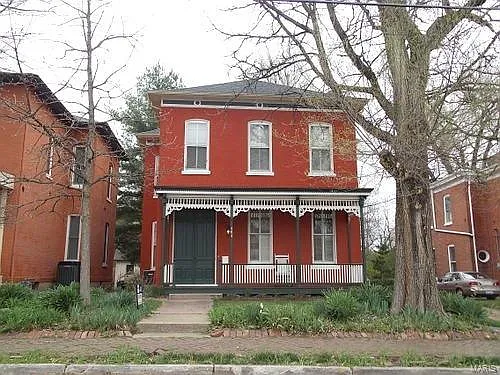 404 Abend St photo 1