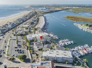 16276 Pacific Cir #A, Huntington Beach, CA 92649