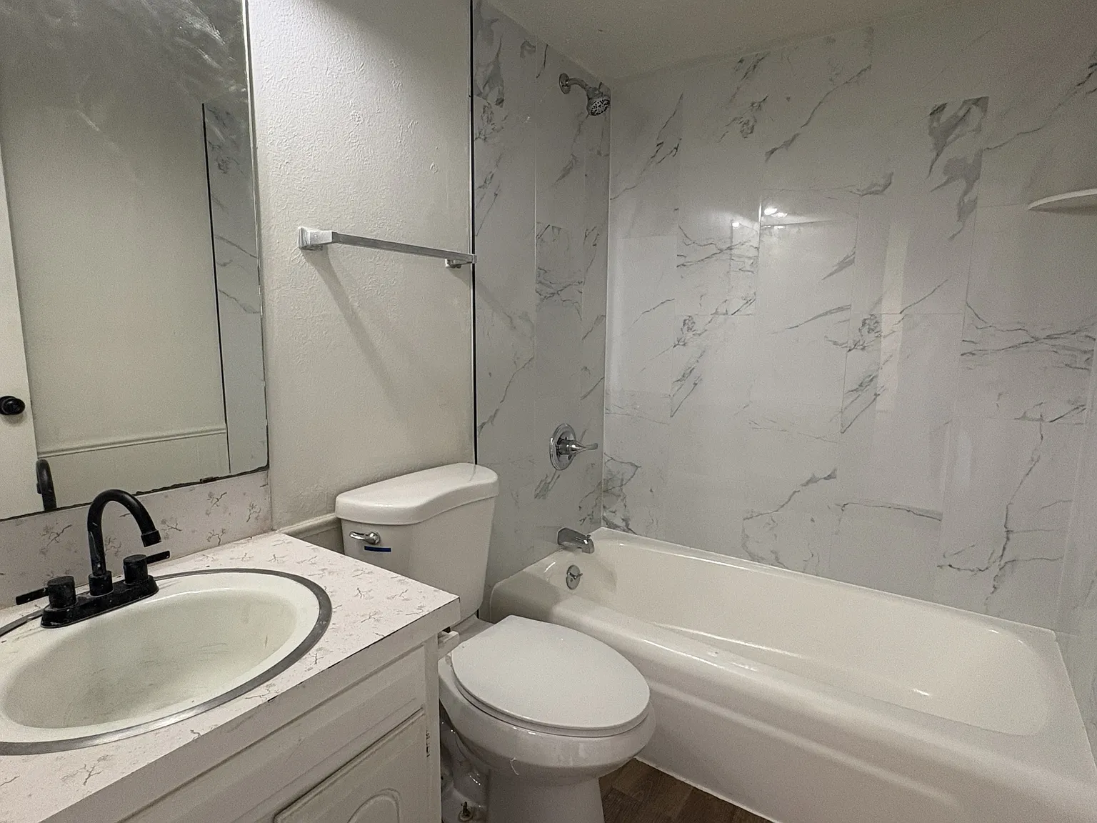 3205 Southeast 51st Street - 1 — Photo 4