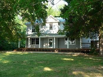 2nd image of 333 Cooke Ln