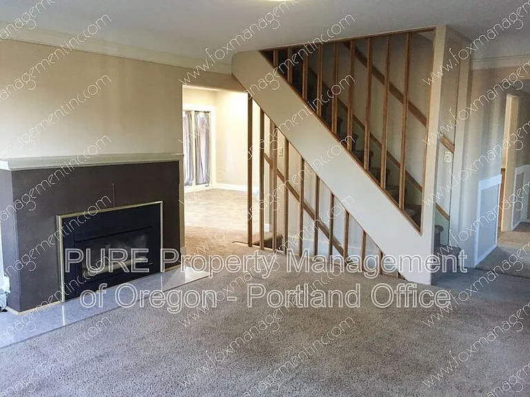 6320 NE Simpson St — Photo 8