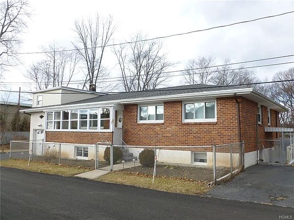 2nd image of 35 N Wayne Ave