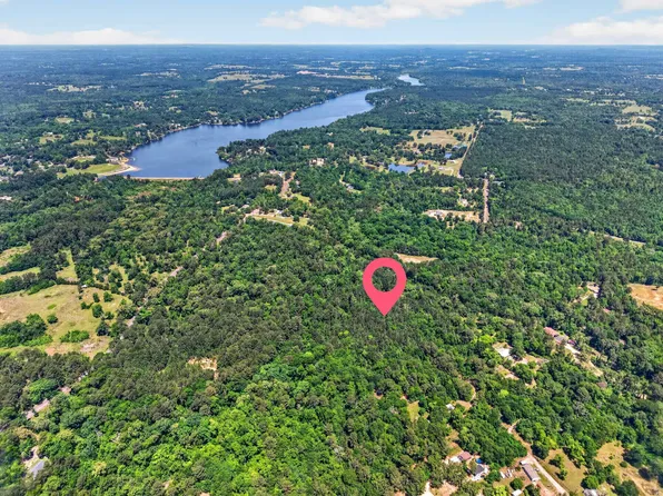 1395 Phillips Springs Rd, Gladewater, TX 75647