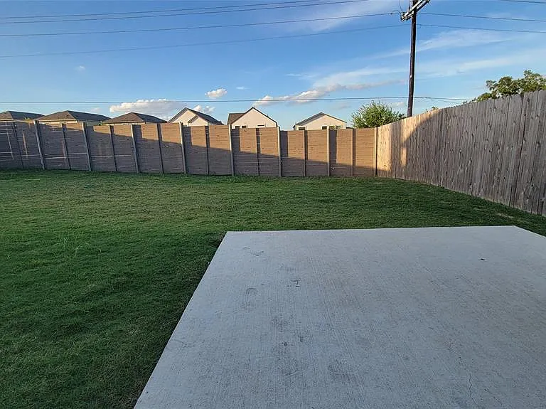 7414 Tuely Trl — Photo 33