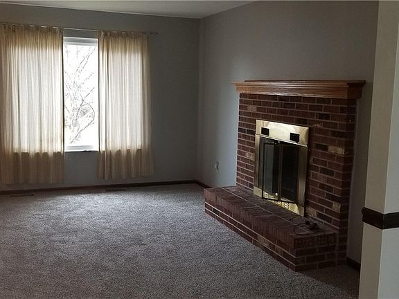 3rd image of 10028 Highland Way