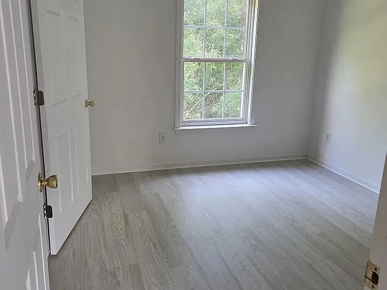 617 Golden Springs Ln — Photo 12