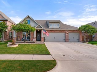 1461 Lakeview Dr, Azle, TX 76020