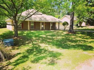 668 Dorothy Ln, Jackson, MS 39272