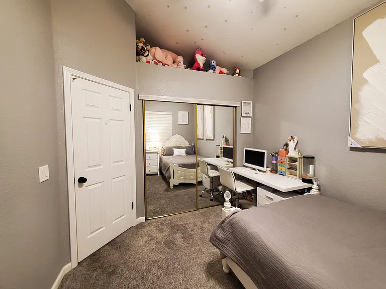 8008 Bridgeburn Ct — Photo 34