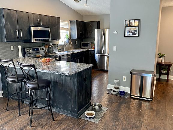 5th image of 12200 Hideaway Ct