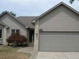 4537 Oakmont Ct, Shelby Township, MI 48317
