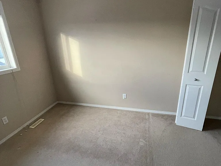 79 Bridlecrest Rd SW — Photo 13