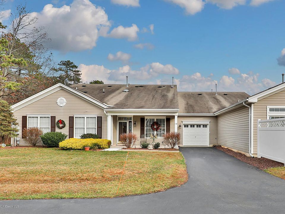 1st image of 130 Greenlawns Dr #1000