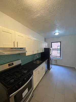 Rented by Houses of New York Realty LLC | media 16