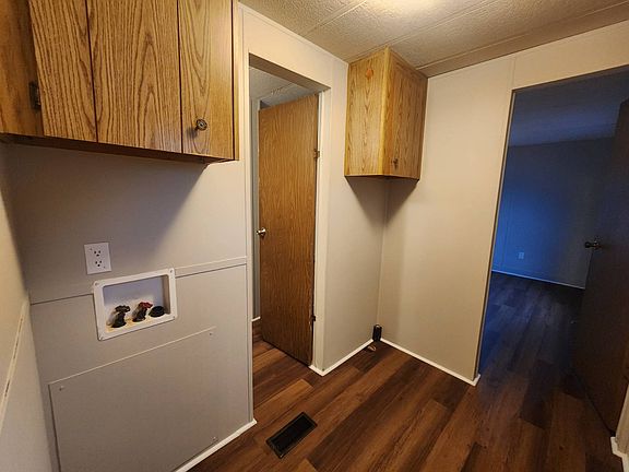 4th image of 491 Chapman Rd #42