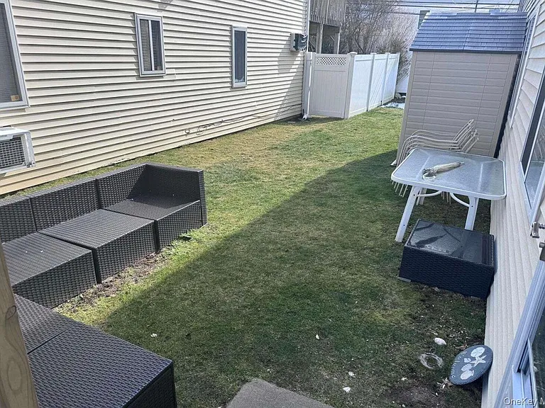 518 E Penn St #GROUND — Photo 14