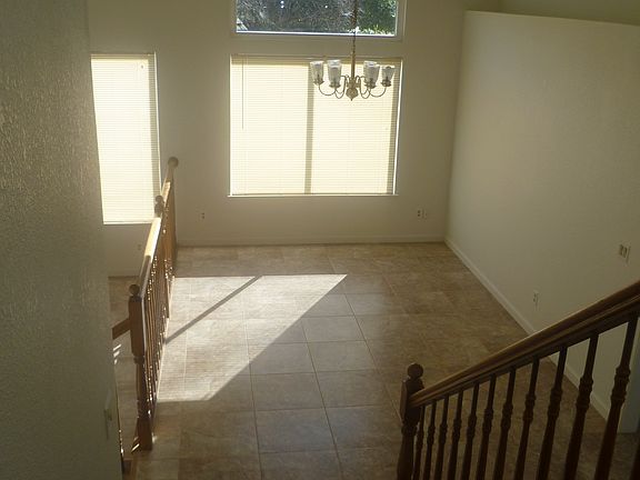 4th image of 8404 Bernardo Ct