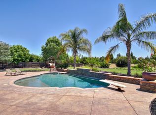 9900 Kapalua Ln, Elk Grove, CA 95624
