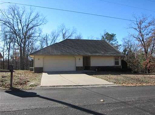 1st image of 25 Westbury Dr