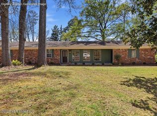 807 Normandy Dr, Clinton, MS 39056