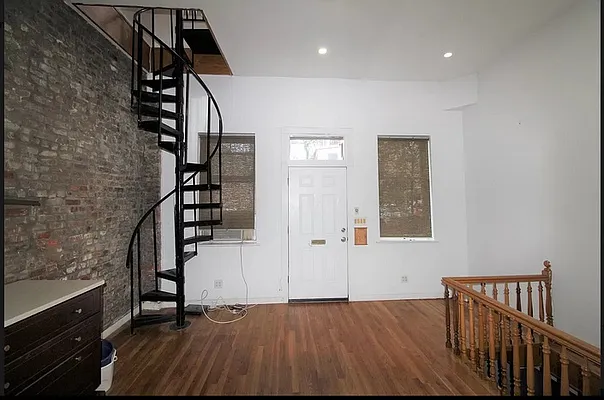 Rented by Fave Realty Inc | media 37