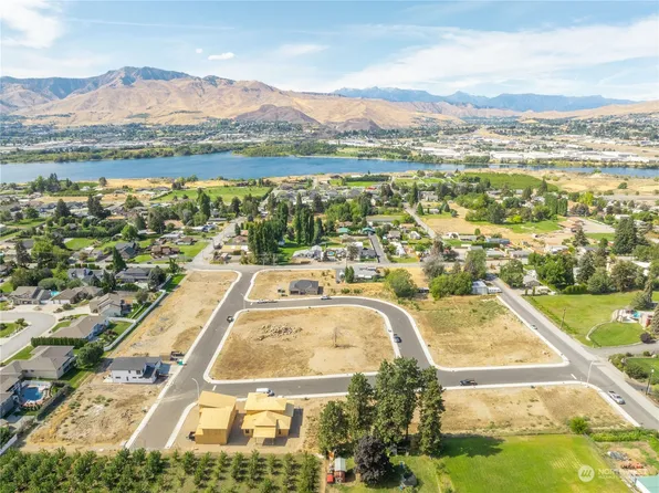 3223 NW Chadwick  (Lot 32) Loop, East Wenatchee, WA 98802