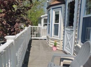 33 Ossipee Rd, Somerville, MA 02144