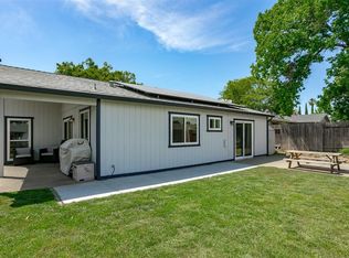 8112 Zenith Dr, Citrus Heights, CA 95621