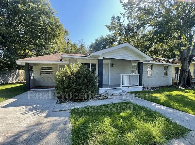 9642 Lewis St — Photo 2