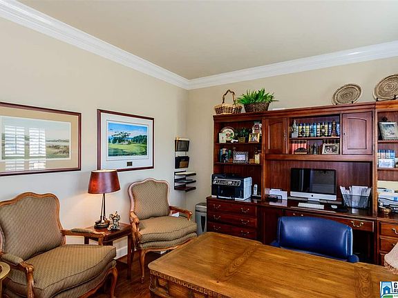 5th image of 900 Park Crest Cir