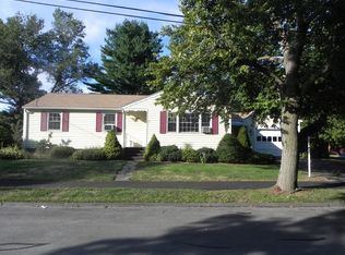 10 Morningside Dr, Danvers, MA 01923