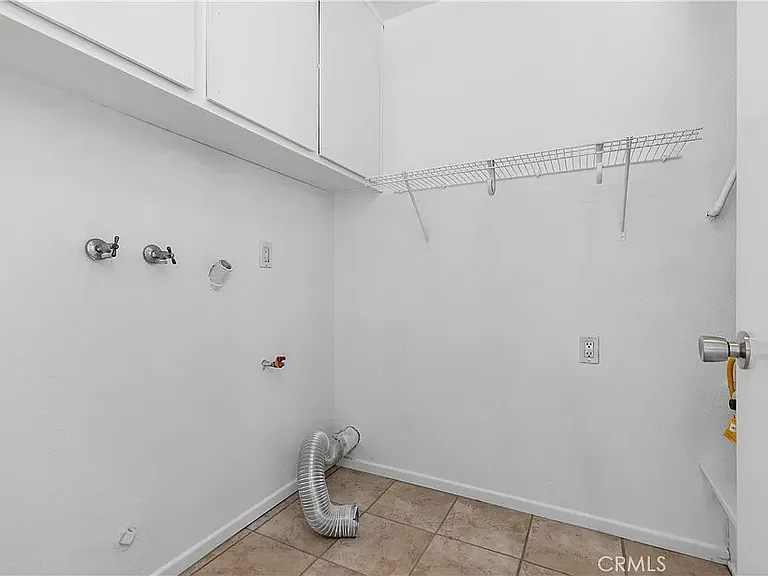 3876 Howard Ave #7 — Photo 26