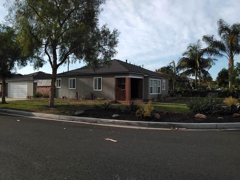 1st image of 12902 Whitewood Ave
